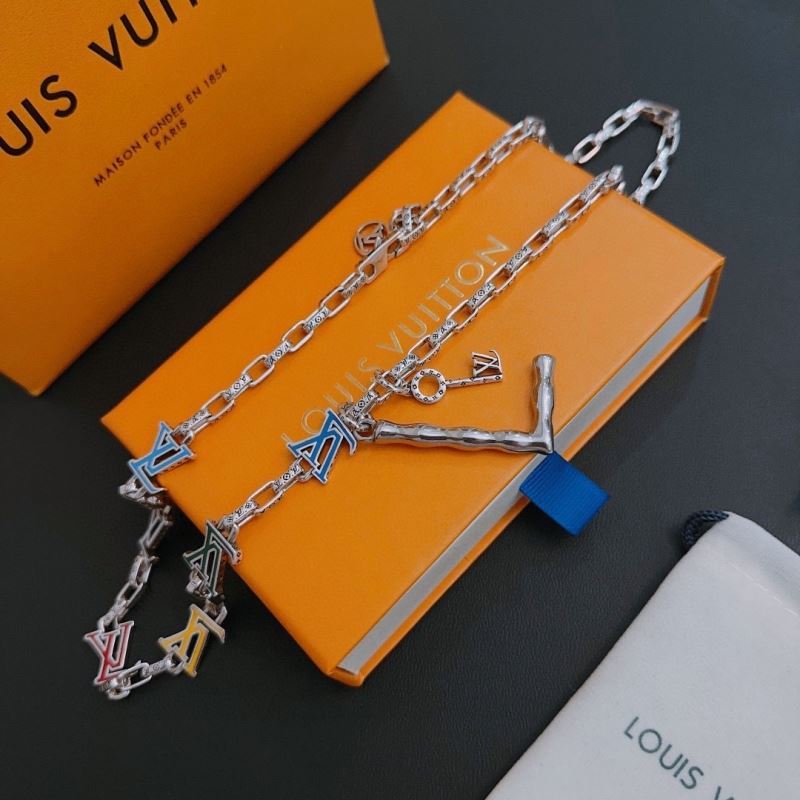 Louis Vuitton Necklaces